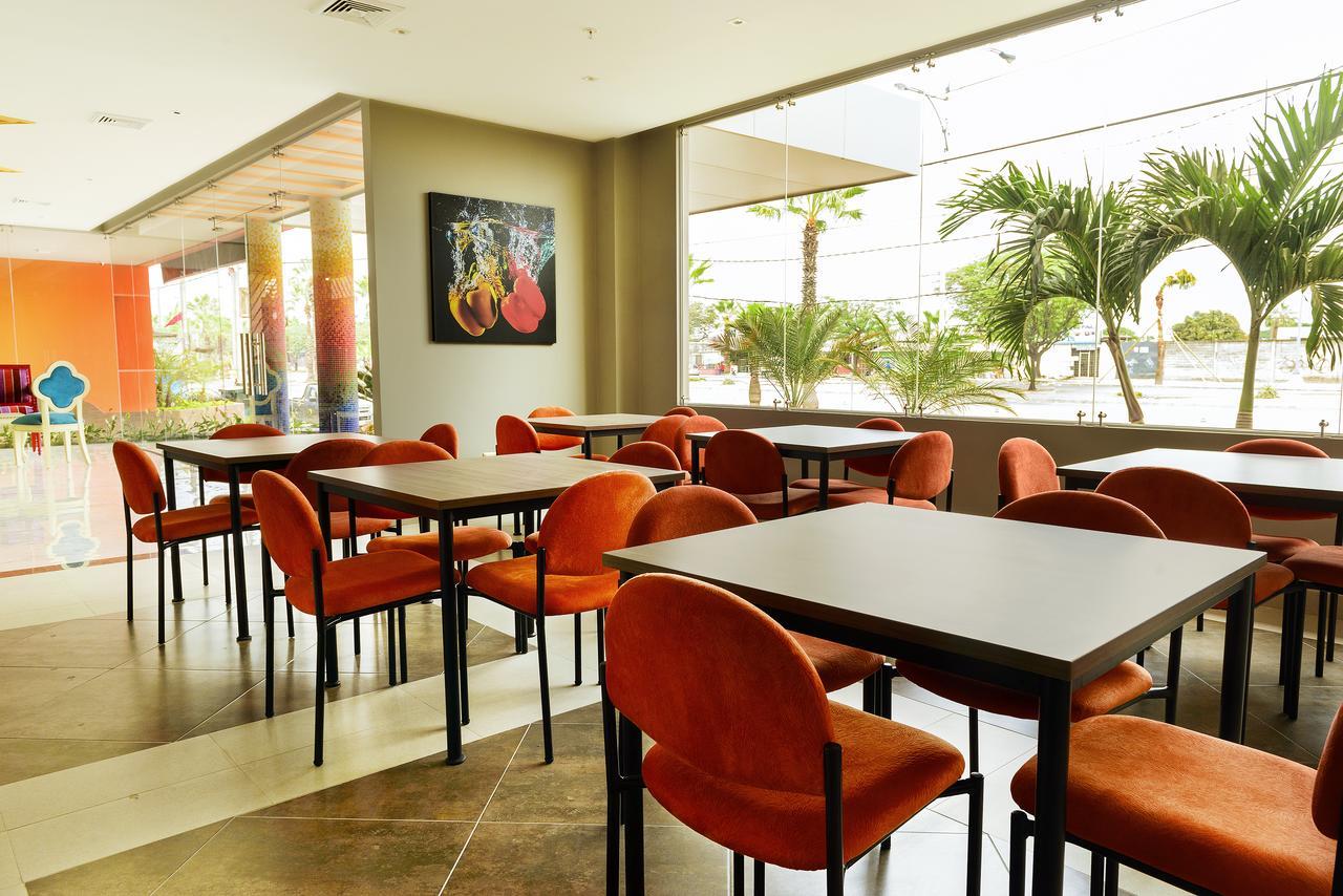 Np Hotel Y Suites Guayaquil Dış mekan fotoğraf