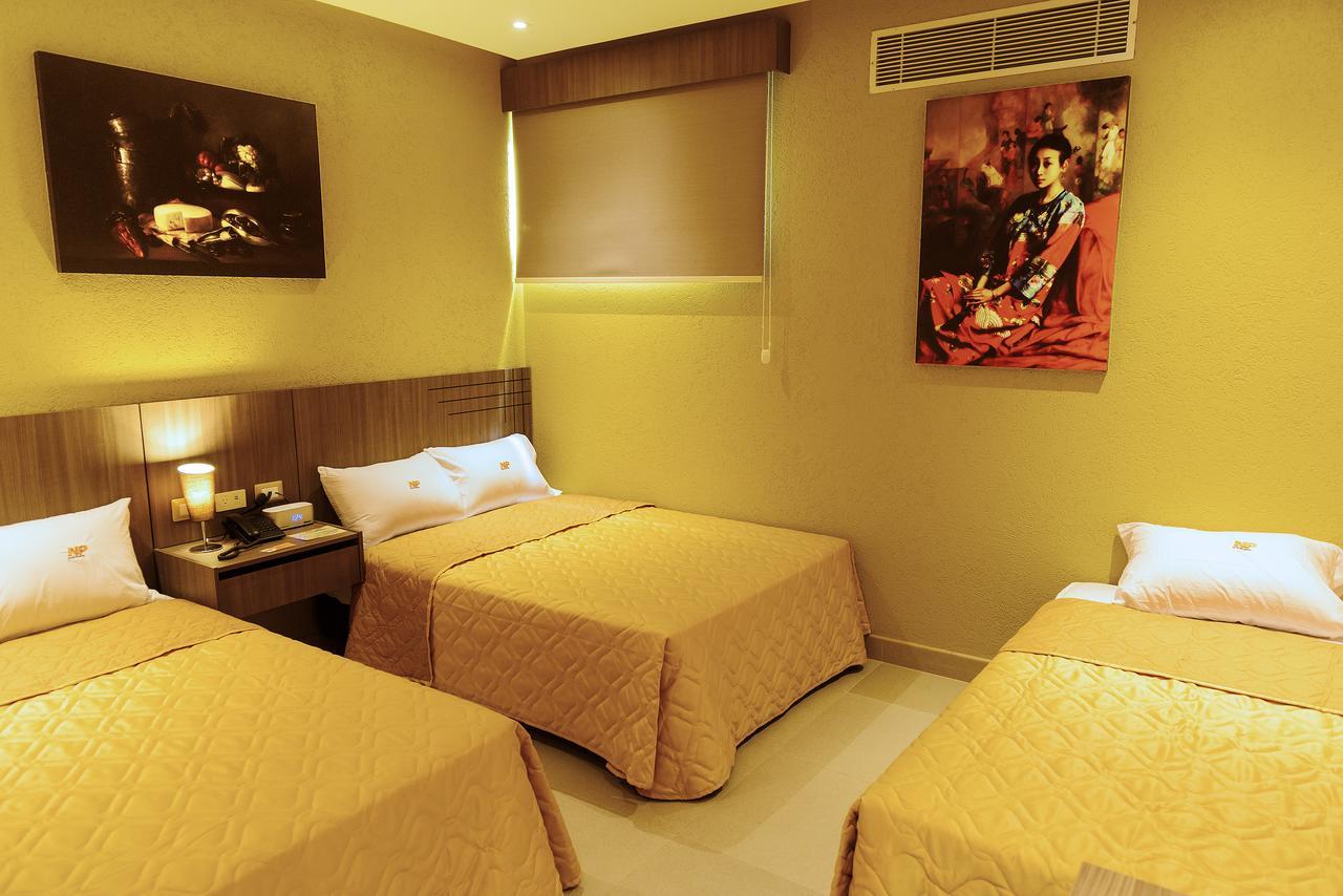 Np Hotel Y Suites Guayaquil Dış mekan fotoğraf