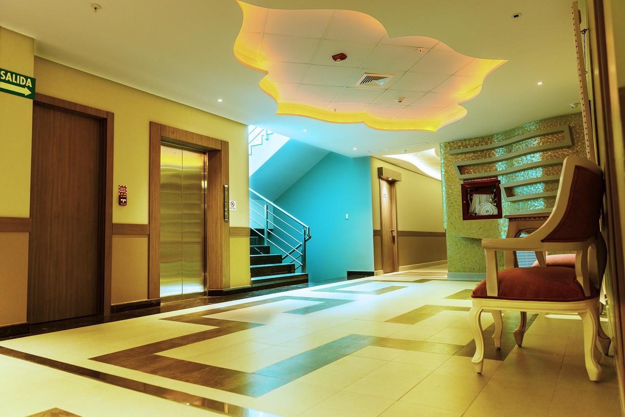 Np Hotel Y Suites Guayaquil Dış mekan fotoğraf