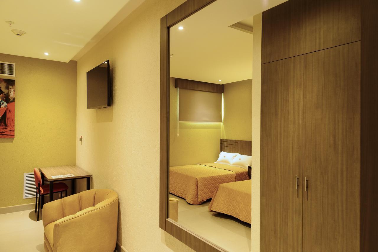 Np Hotel Y Suites Guayaquil Dış mekan fotoğraf
